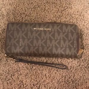 Michael Kors wallet